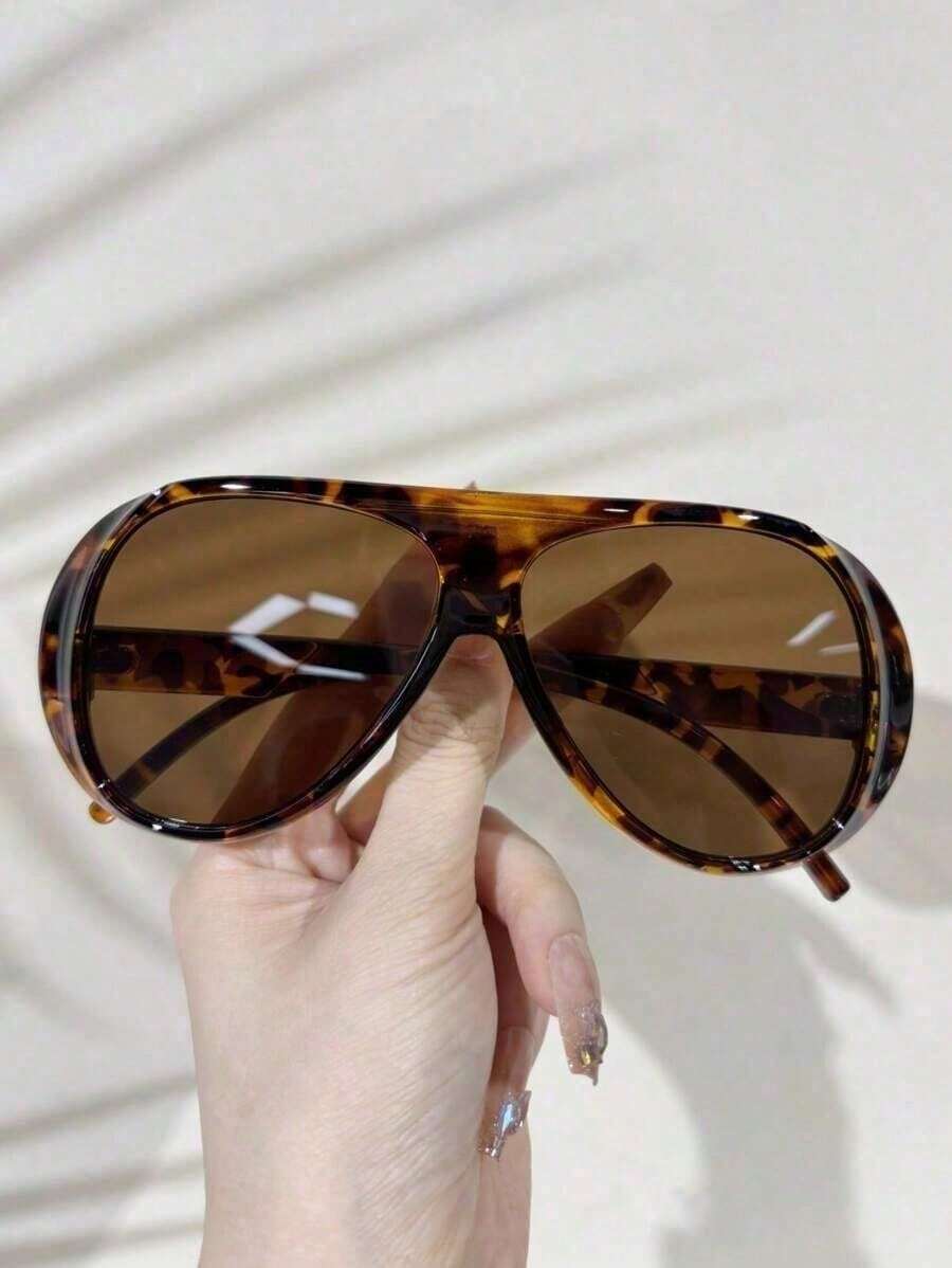 1 Piece Brand New Retro Design - Sunglasses Oversized Square 评论和价格